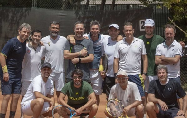 gladiators-training-home